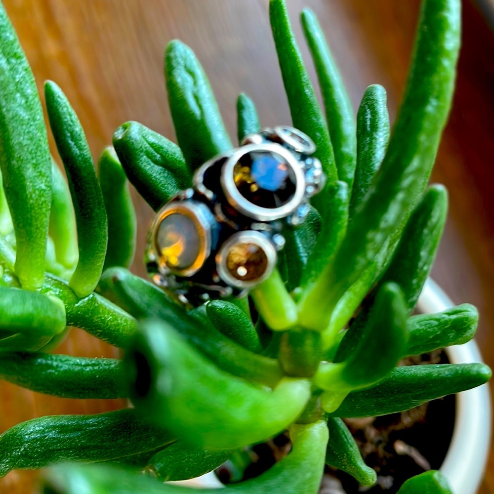 Sterling Silver and topaz ring size 8